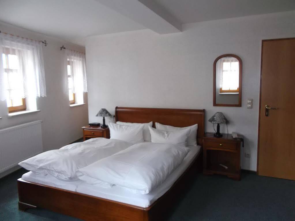 Hotel Garni Zum Stadttor Kahla  Kültér fotó